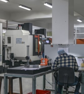 CNC MACHINE SHOP